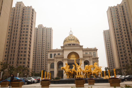 如何解决真石漆接茬处色差问题(图1)